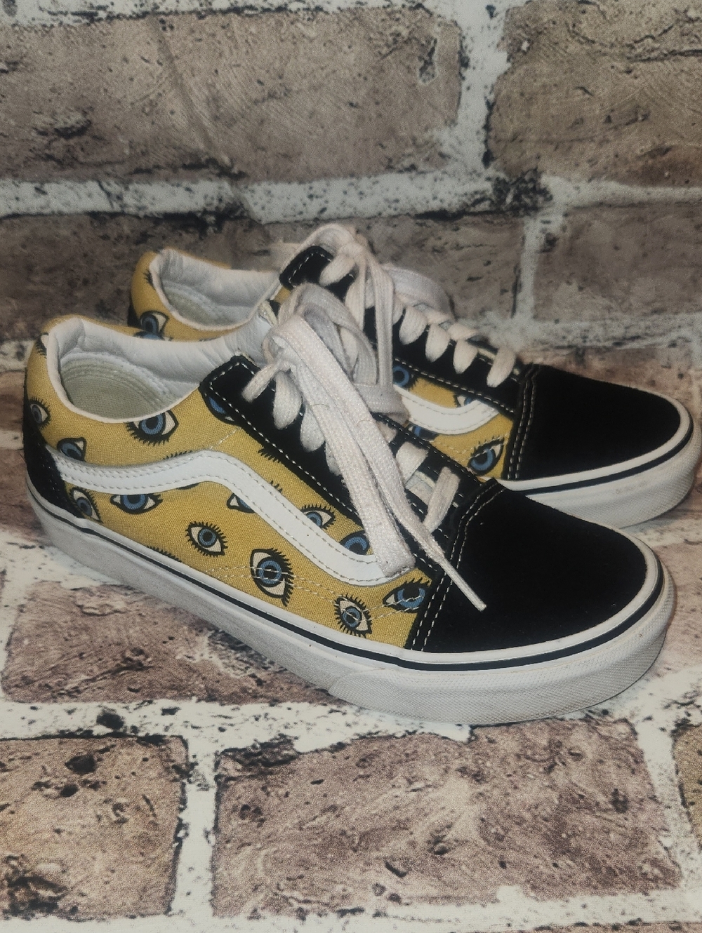 Vans Kids Yellow Eye-Print Low-Top Sneakers with Black Toe